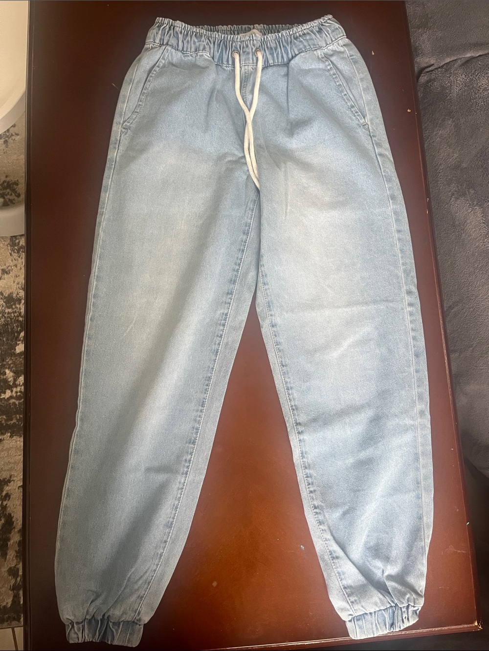 Forever 21 Light Blue Relaxed Jogger Jeans with Drawstring